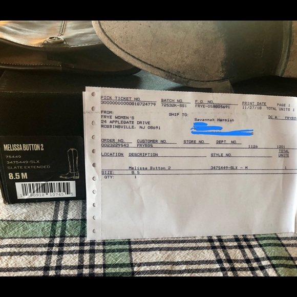 Womenâs Melissa Button 2 Frye boots - Picture 8 of 8